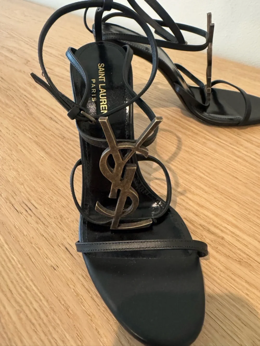 Saint Laurent Black Logo T-Strap Stiletto Sandals - Picture 12 of 16